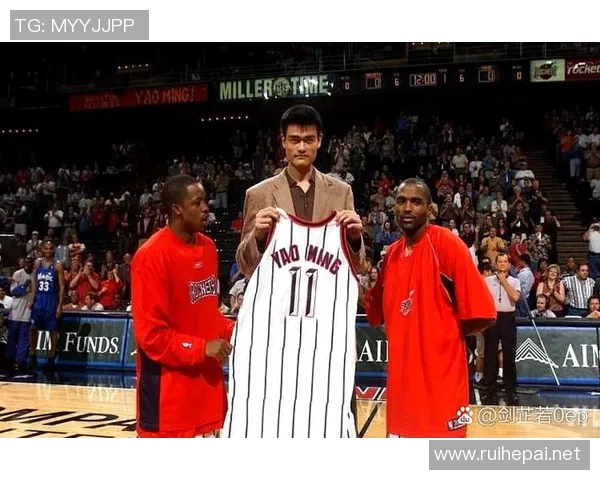 范甘迪与姚明的执教之路：从NBA赛场到中国篮球的启示与反思