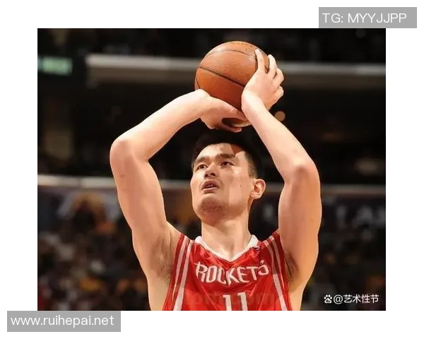 裁判判罚争议引发热议姚明遭误伤事件背后的真相与影响 裁判判罚争议引发热议姚明遭误伤事件背后的真相与影响