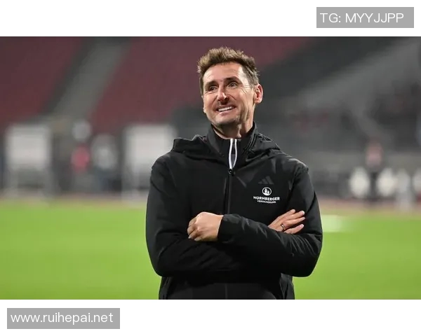 波黑足球明星的崛起与荣耀探秘及其对国家的影响 波黑足球明星的崛起与荣耀探秘及其对国家的影响