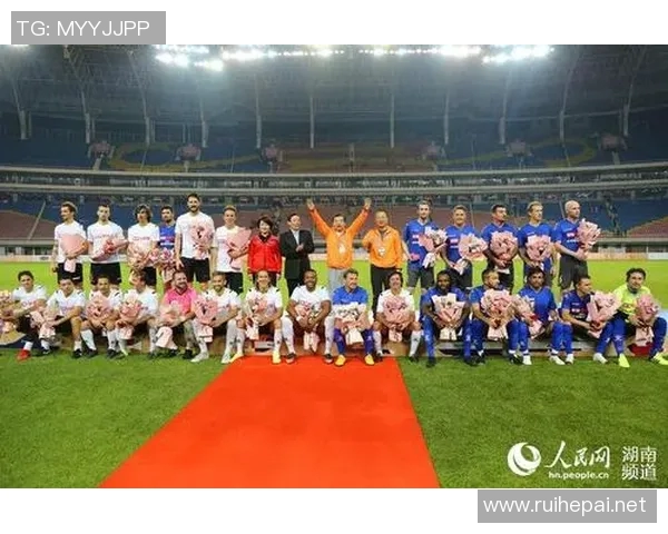 足球明星系列主题墙展现传奇球员风采与激情瞬间的视觉盛宴