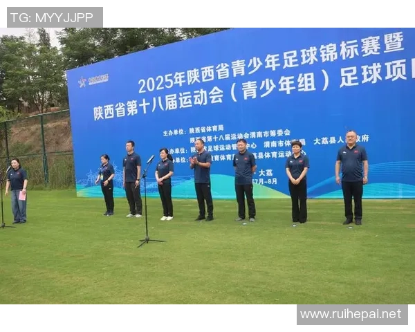 足球明星畅游中国名胜探索文化魅力与足球激情的完美结合 足球明星畅游中国名胜探索文化魅力与足球激情的完美结合